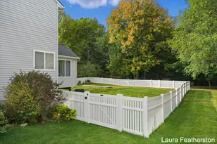 3467 N Meadowgrove Dr SE, Kentwood, MI 49512 - Photo 43