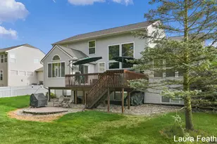 3467 N Meadowgrove Dr SE, Kentwood, MI 49512 - Photo 47