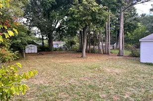 1130 Englewood Ave, Norton Shores, MI 49441 - Photo 17