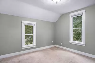 940 Eastern Ave SE, Grand Rapids, MI 49507 - Photo 11