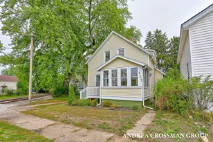 523 Fulton Ave, Grand Haven, MI 49417 - Photo 41