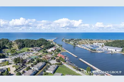 523 Fulton Avenue, Grand Haven, MI 49417 - Photo 45