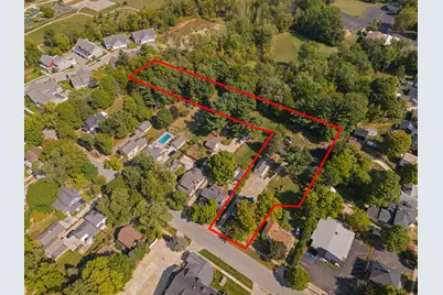 126 N Monroe Street, Rockford, MI 49341 - Photo 3