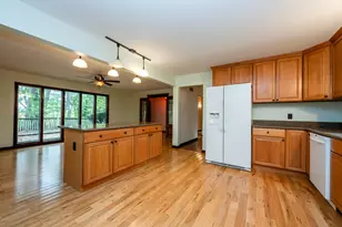 71353 State Line Rd, Edwardsburg, MI 49112 - Photo 9