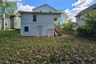 64 Union St, Hillsdale, MI 49242 - Photo 7