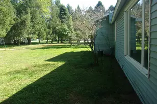 35 3rd St, Eastlake, MI 49626 - Photo 21
