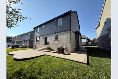 29371 Bayside Circle N, Chesterfield, MI 48047 - Photo 3
