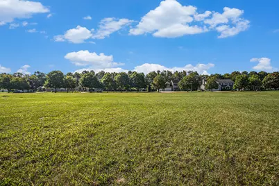 908 Maple Meadows Avenue, Vicksburg, MI 49097 - Photo 5