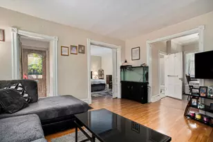 410 Bidwell St, Albion, MI 49224 - Photo 3