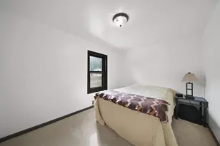 2718 Page Ave, Jackson, MI 49203 - Photo 9