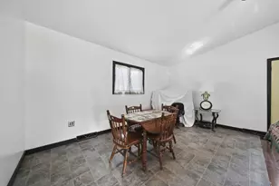 2718 Page Ave, Jackson, MI 49203 - Photo 5