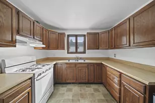 2718 Page Ave, Jackson, MI 49203 - Photo 7