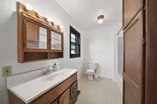 2718 Page Ave, Jackson, MI 49203 - Photo 13