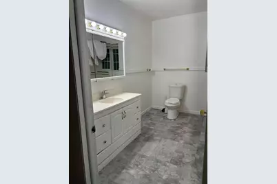 694 Colfax Avenue, Benton Harbor, MI 49022 - Photo 15