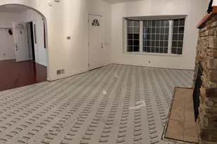 694 Colfax Ave, Benton Harbor, MI 49022 - Photo 7