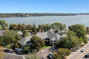 2311 Wealthy St SE, East Grand Rapids, MI 49506 - Photo 25