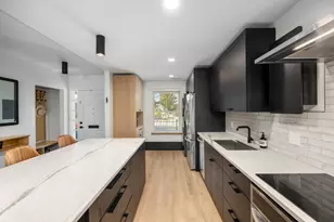 2311 Wealthy St SE, East Grand Rapids, MI 49506 - Photo 7