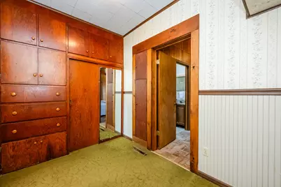 201 Sycamore Street E, Three Oaks, MI 49128 - Photo 17