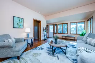 201 Sycamore St E, Three Oaks, MI 49128 - Photo 5