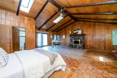 201 Sycamore Street E, Three Oaks, MI 49128 - Photo 27