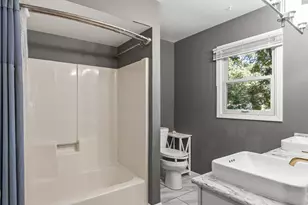 421 W Chadwick Dr, Muskegon, MI 49445 - Photo 33