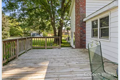 421 W Chadwick Drive, Muskegon, MI 49445 - Photo 51