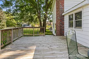 421 W Chadwick Dr, Muskegon, MI 49445 - Photo 51