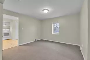 56733 Grand River Ave, New Hudson, MI 48165 - Photo 11