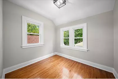 2630 Oakwood Avenue NE, Grand Rapids, MI 49505 - Photo 13