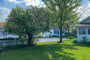 406 410-412 North Shore Dr, South Haven, MI 49090 - Photo 9