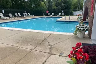 24750 Olde Orchard St, Novi, MI 48375 - Photo 19