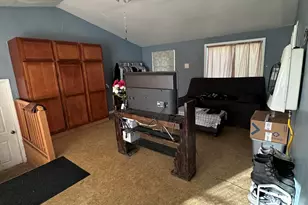 9025 Nugent Ave NE, Rockford, MI 49341 - Photo 17