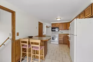 1375 Woodland Beach, Battle Creek, MI 49014 - Photo 9