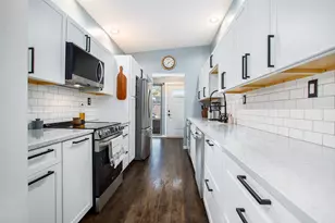 32 Golden Ave, Battle Creek, MI 49015 - Photo 7