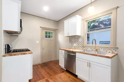 70 Grand Avenue NE, Grand Rapids, MI 49503 - Photo 13