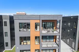 159 S River Ave, Holland, MI 49423 - Photo 3