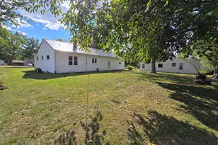 133 State St, Hillsdale, MI 49242 - Photo 7