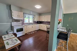 133 State St, Hillsdale, MI 49242 - Photo 17