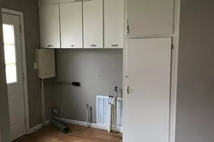 28908 Maple St, Roseville, MI 48066 - Photo 7