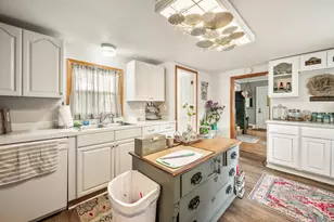 414 N Jefferson St, Lowell, MI 49331 - Photo 9