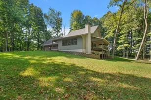 8806 Lakewood Trail, Berrien Center, MI 49102 - Photo 37