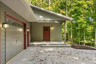 8806 Lakewood Trail, Berrien Center, MI 49102 - Photo 7