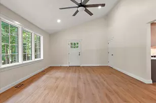 8806 Lakewood Trail, Berrien Center, MI 49102 - Photo 7