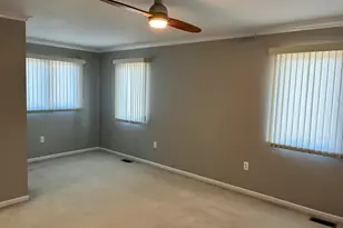 571 Sycamore Cir, Saline, MI 48176 - Photo 15