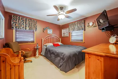 22244 Birch Street, Woodhaven, MI 48183 - Photo 9