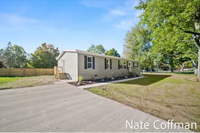 326 Willow Street, Howard City, MI 49329 - Photo 21