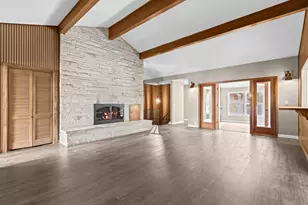 6886 Stockport Dr, Lambertville, MI 48144 - Photo 11