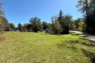 215 Prairie River Dr, Coldwater, MI 49036 - Photo 1