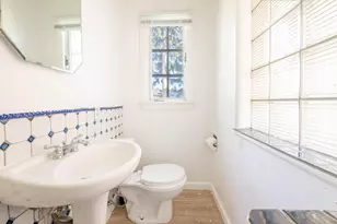 1030 Dwillard Dr, Kalamazoo, MI 49048 - Photo 15