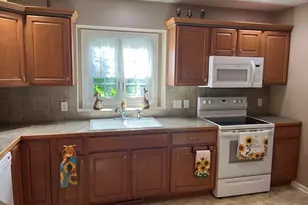 8903 N Clearwater Dr, Zeeland, MI 49464 - Photo 3